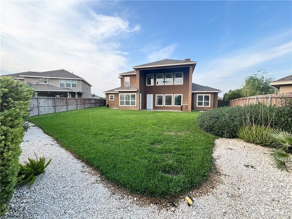 4509 Ensenada Ave - Photo 3 of 33