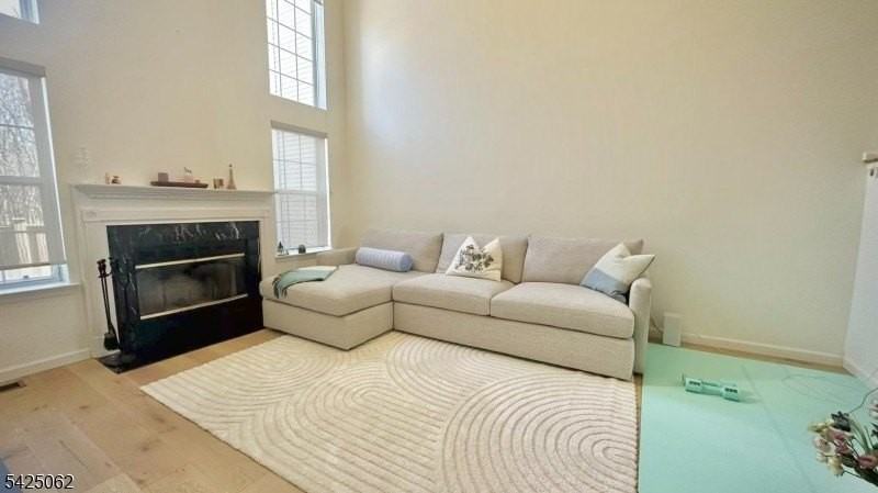 2805 Johnson Cir - Photo 3 of 27