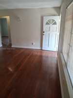 featured image of 1043 Northeast 114th Street