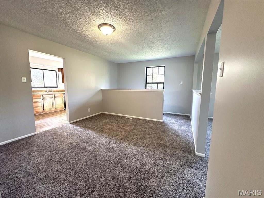 10063 Northgate Dr - Photo 7 of 24