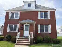 featured image of 123 Heald St #F1