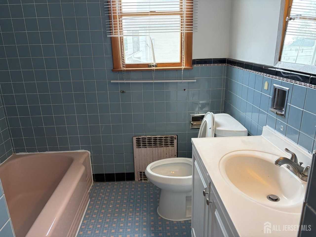 123 Heald St #F1 - Photo 7 of 11