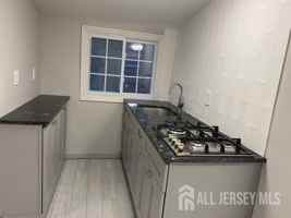 featured image of 310 Somerset St