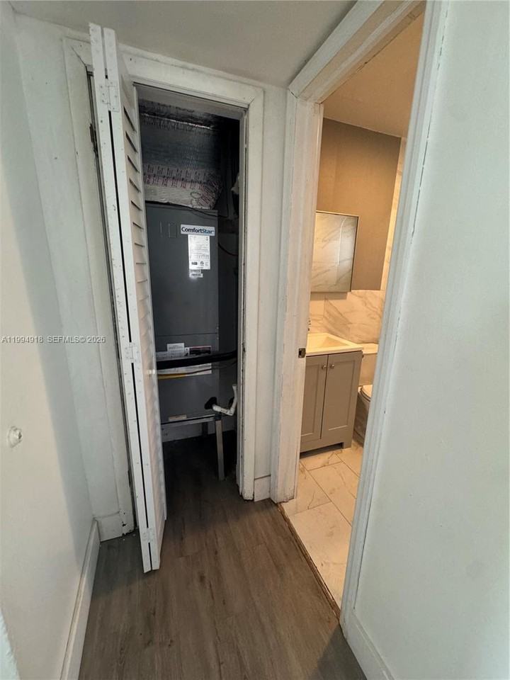 5721 Southwest 41st Street - Photo 2 of 21