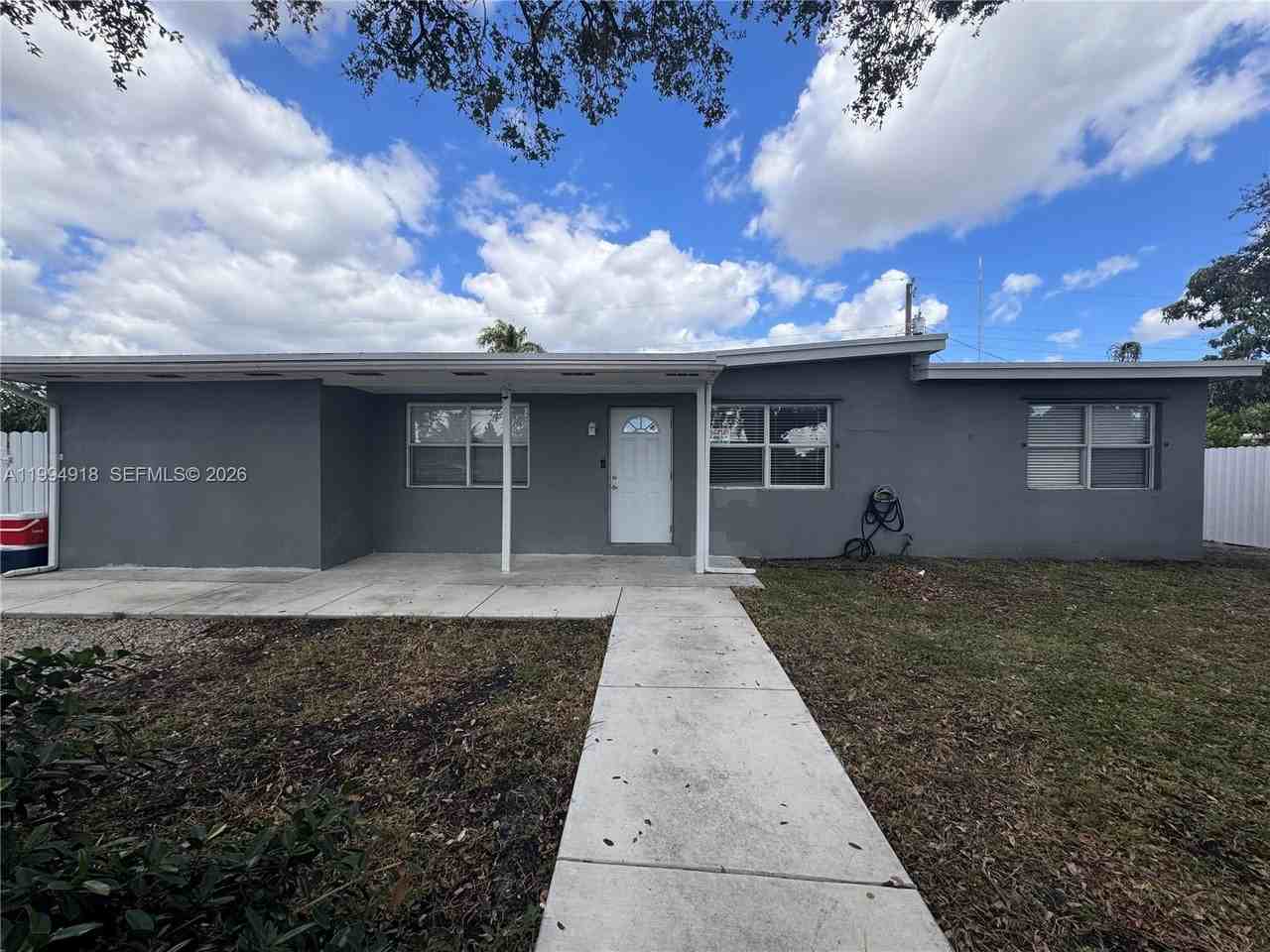 5721 Southwest 41st Street - Photo 5 of 21