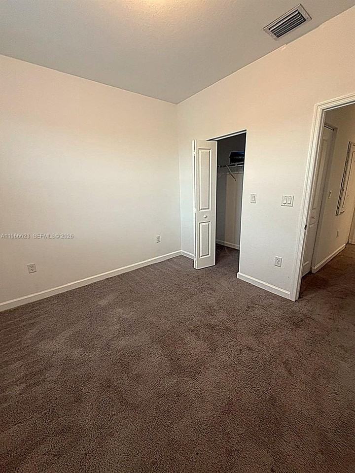 11855 Southwest 246 Terrace #0 - Photo 5 of 29