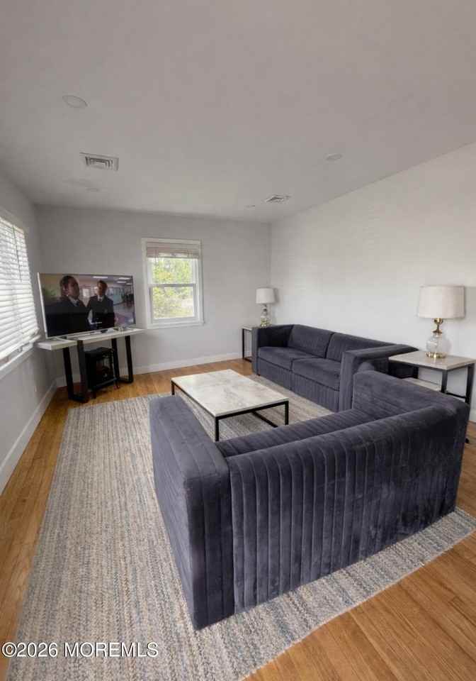 10 Campbell Ct - Photo 3 of 10