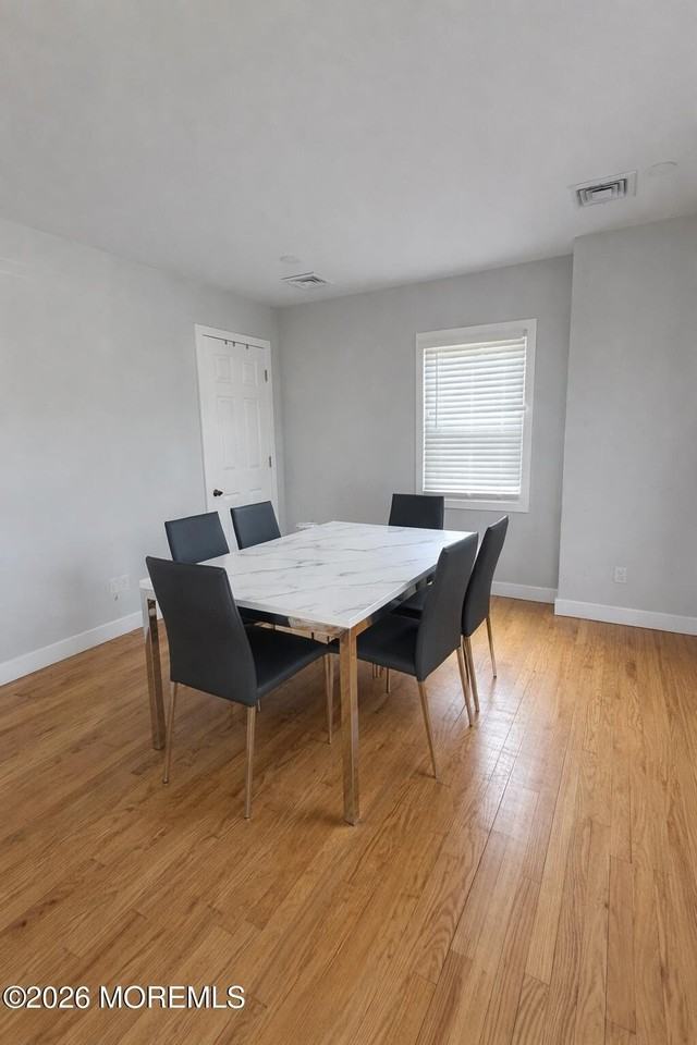 10 Campbell Ct - Photo 4 of 10