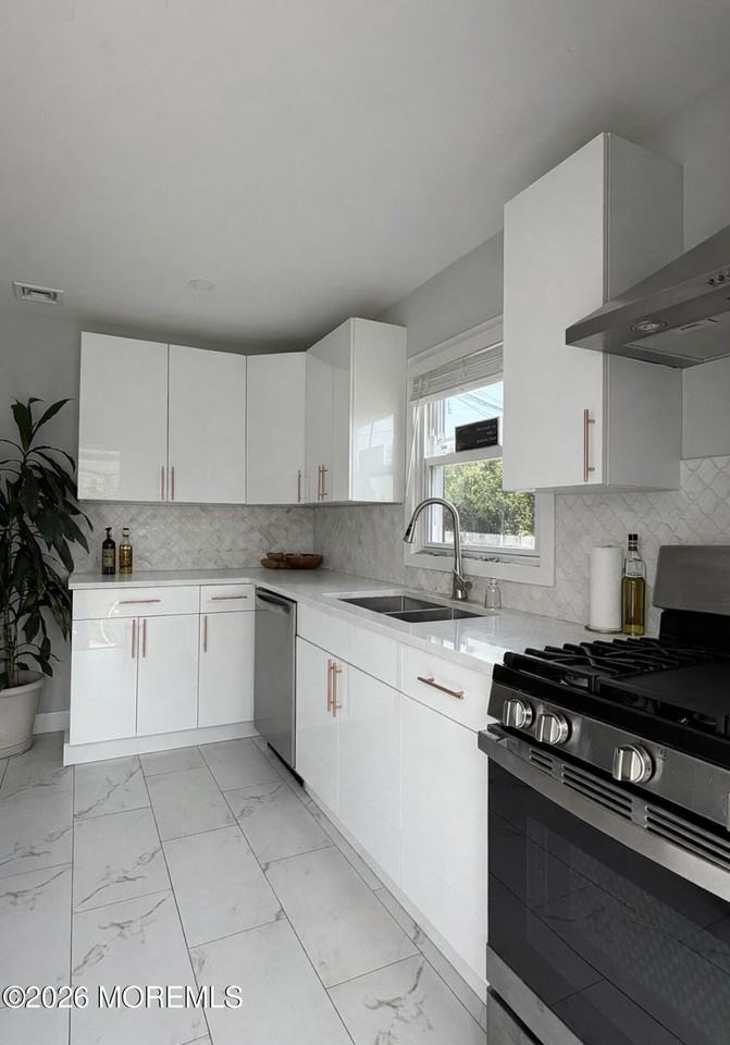 10 Campbell Ct - Photo 5 of 10