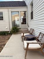 featured image of 630 Overton Pl #2