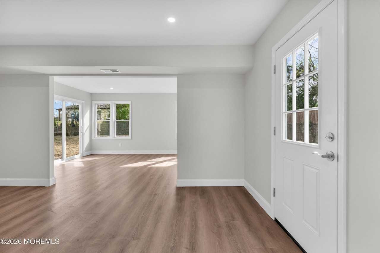 117 Schooner Ave - Photo 6 of 21