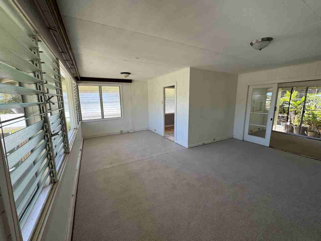 258 Moomuku Pl #C - Photo 3 of 13