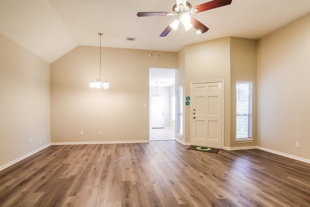 6615 Bluebottle Ln - Photo 4 of 16