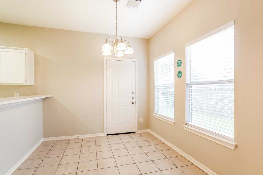 6615 Bluebottle Ln - Photo 6 of 16