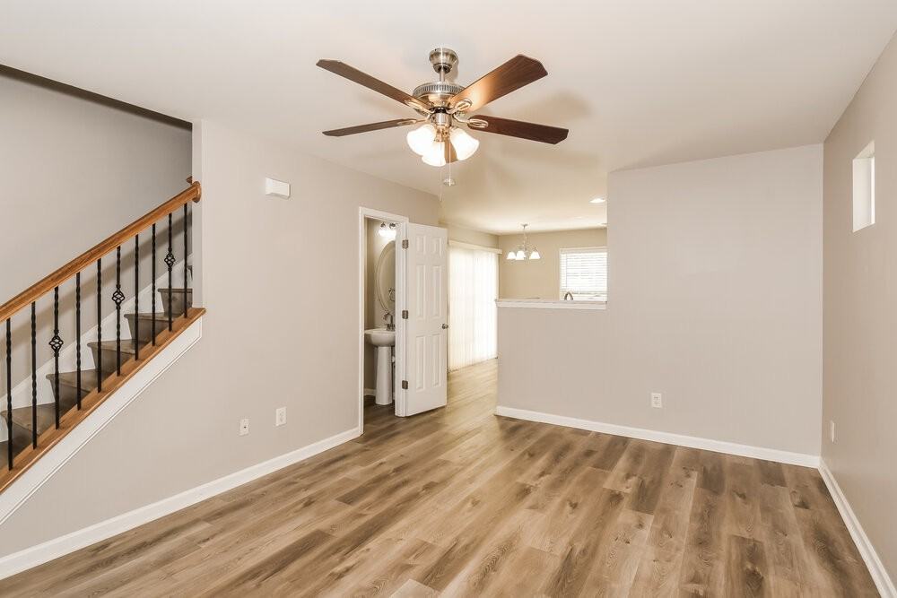 6225 Smoke Ridge Ln - Photo 6 of 17