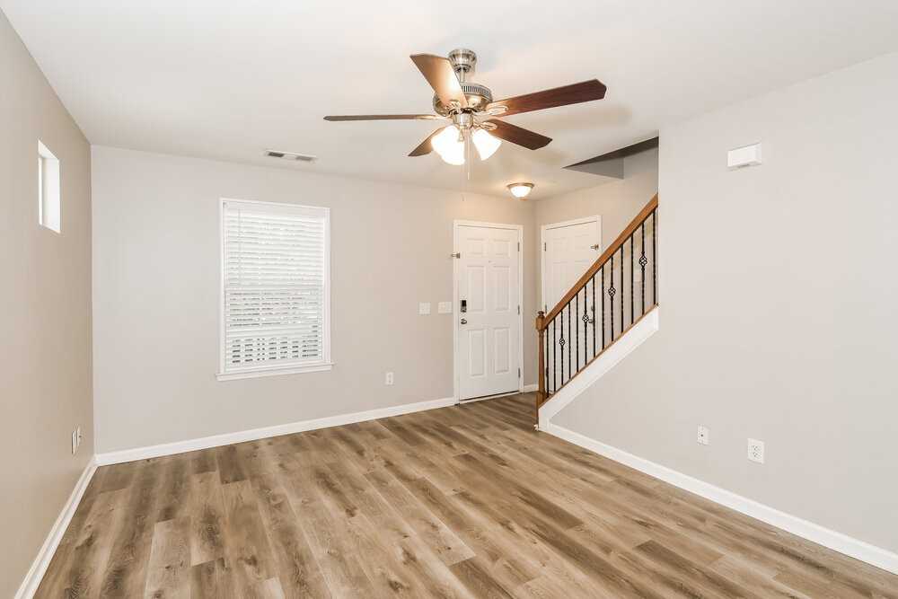 6225 Smoke Ridge Ln - Photo 7 of 17