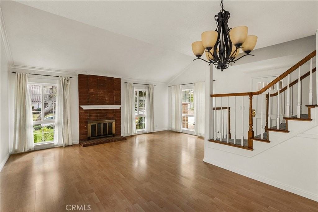 257 S Hillcrest St - Photo 7 of 27