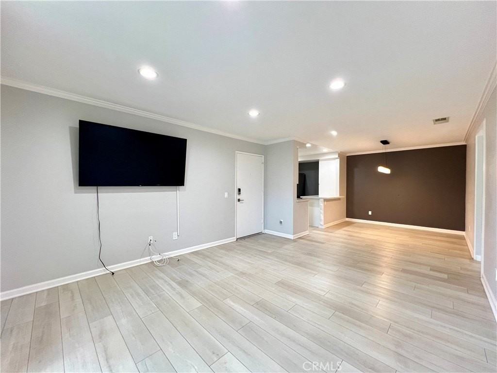 5850 Portsmouth Rd #283 - Photo 7 of 28