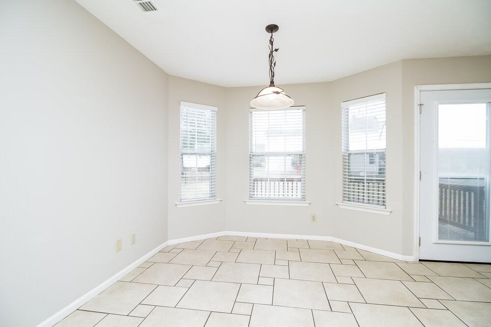 300 Stafford Ct - Photo 3 of 15