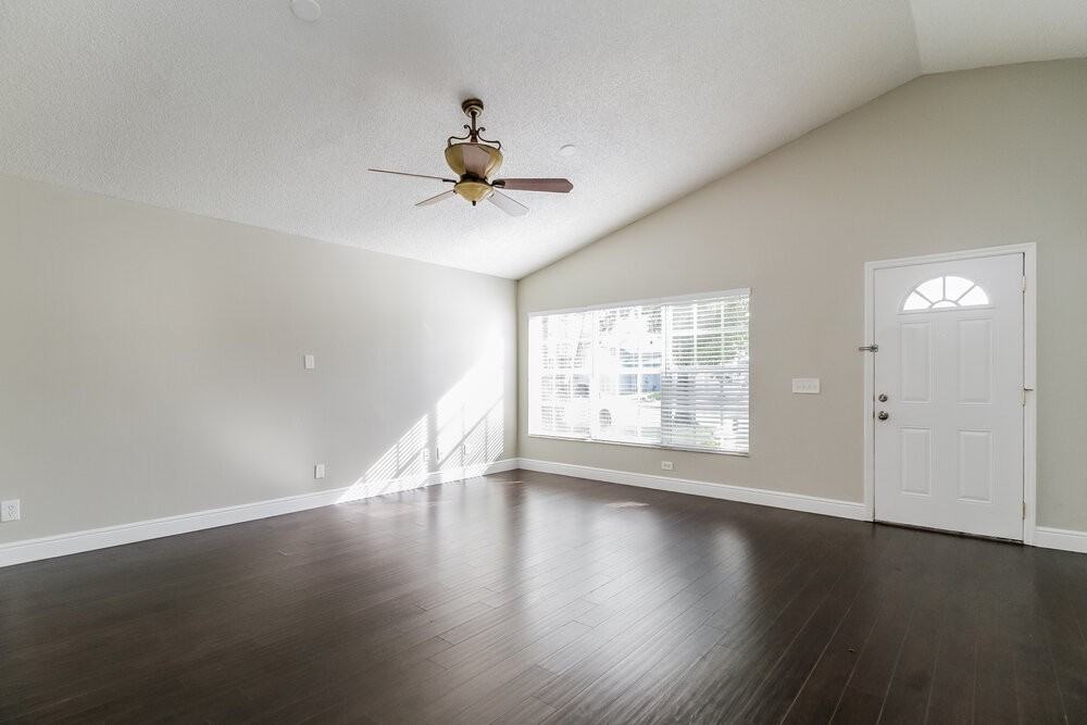 2640 Woods Edge Cir - Photo 3 of 16