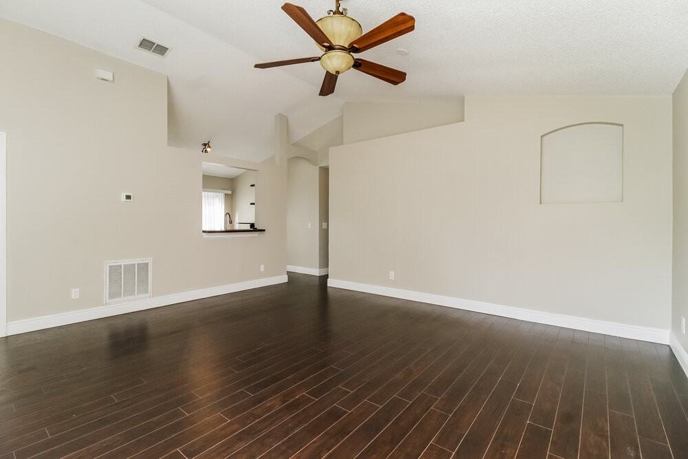 2640 Woods Edge Cir - Photo 5 of 16