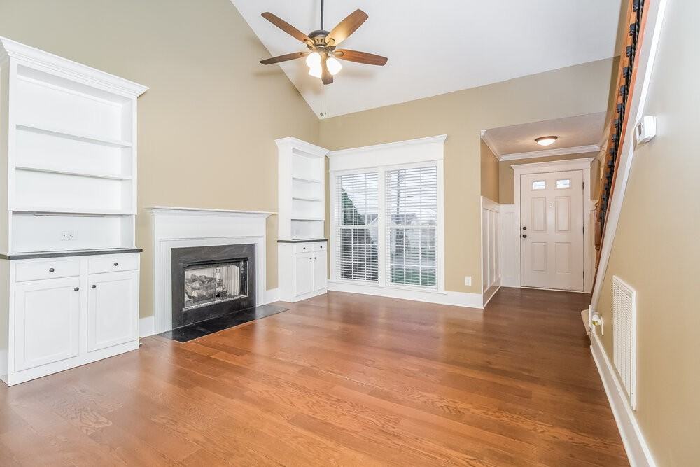 2961 Buckner Ln - Photo 4 of 17