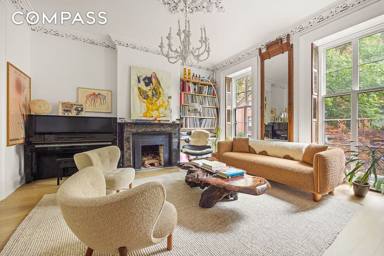 298 State St - Photo 2 of 21