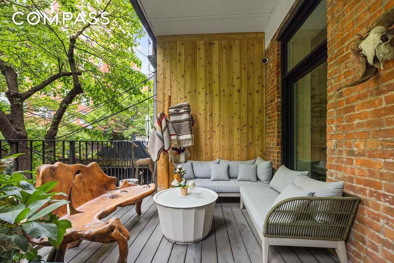 298 State St - Photo 4 of 21