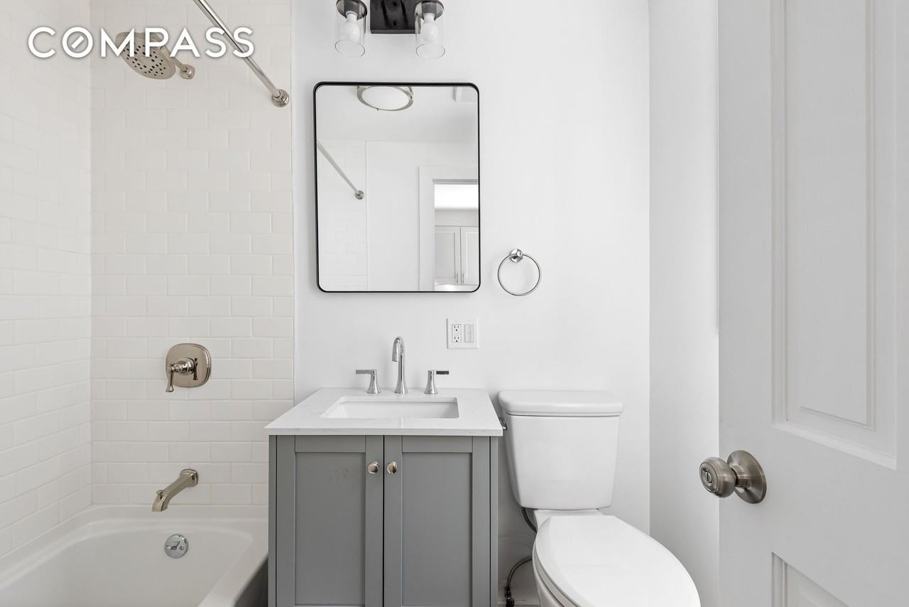 404A 17th St #3 - Photo 6 of 9