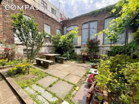 318 11th St #1L - Photo 1 of 1