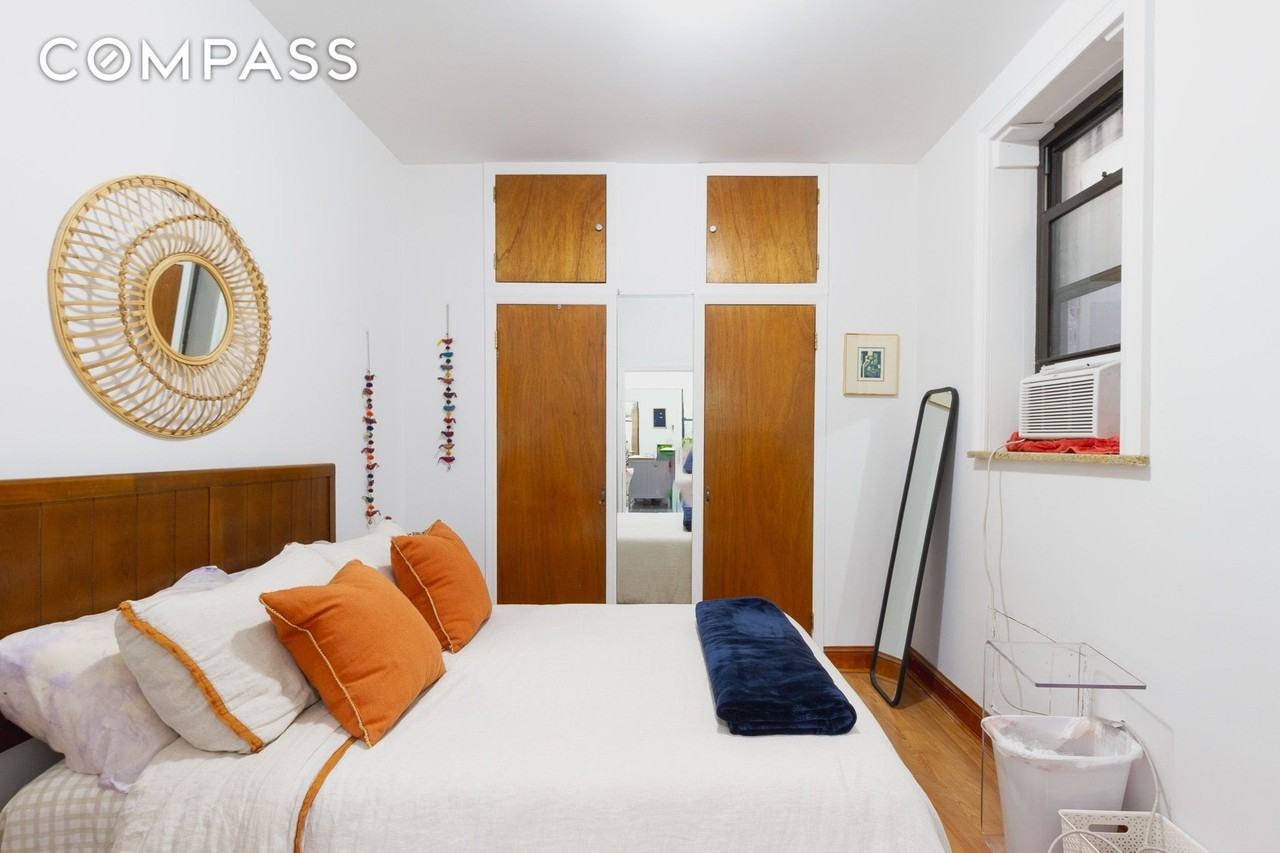 318 11th St #1L - Photo 7 of 11