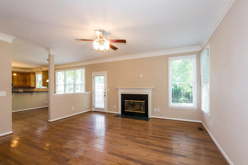 9003 Mapledale Ct - Photo 2 of 16