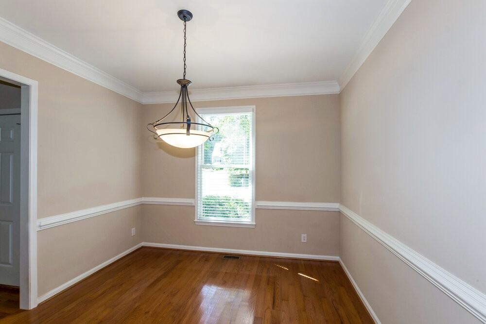 9003 Mapledale Ct - Photo 4 of 16