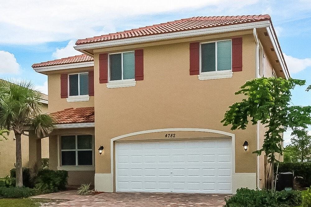 4782 Foxtail Palm Ct - Photo 2 of 15