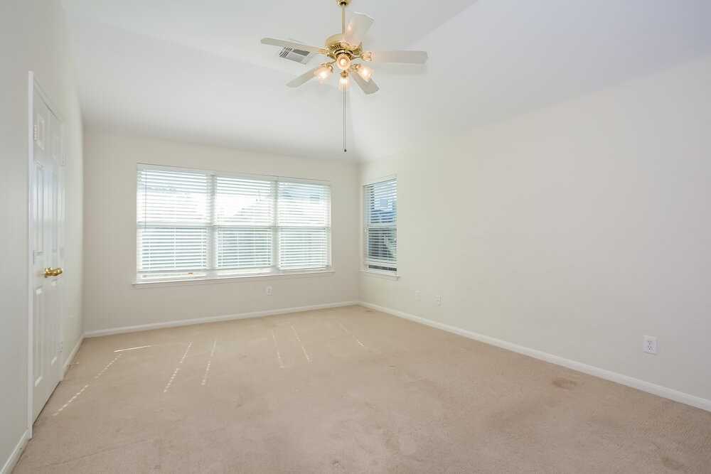 12534 Blinnwood Ln - Photo 7 of 17