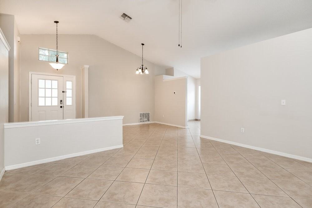 10832 Rushwood Way - Photo 5 of 16