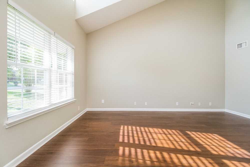 360 Davids Way - Photo 3 of 16