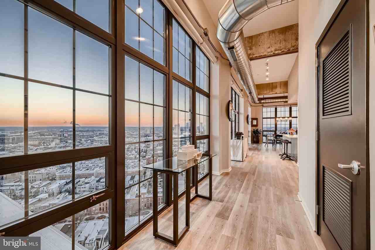 1200 Steuart St #1611 - Photo 2 of 34