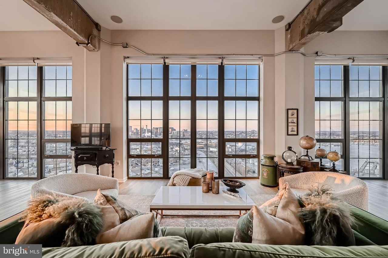 1200 Steuart St #1611 - Photo 3 of 34