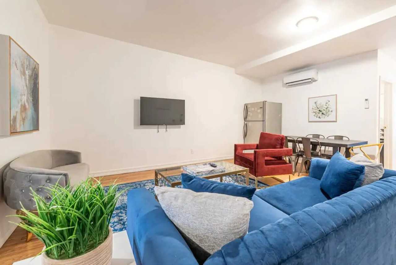 472 9th Ave #1323946P - Photo 3 of 20