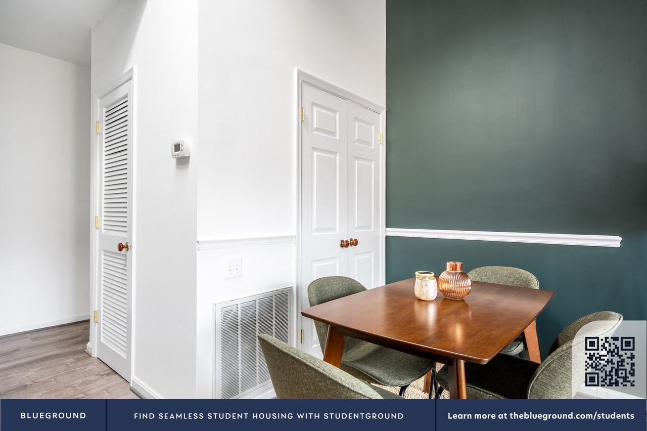 1826 Vernon Street Northwest - Photo 7 of 28