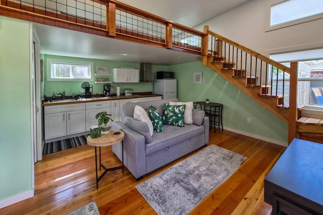 1142 Temple Dr #1305273P - Photo 4 of 24