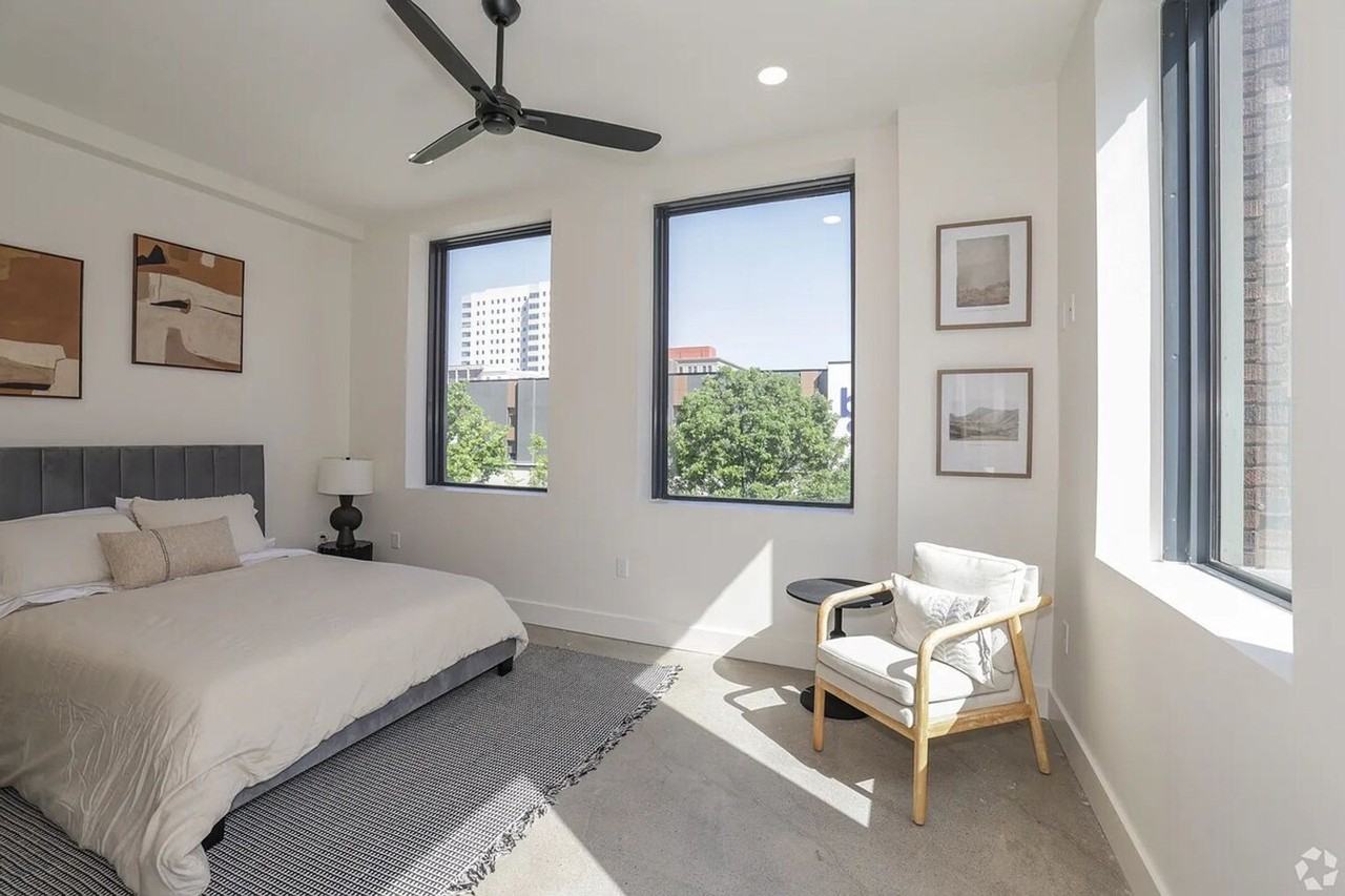 120 W 3rd St #1335128P - Photo 2 of 5