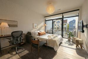 featured image of 1632 N Franklin Pl