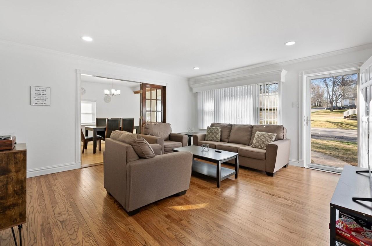 1315 Washington St #1472897P - Photo 5 of 38