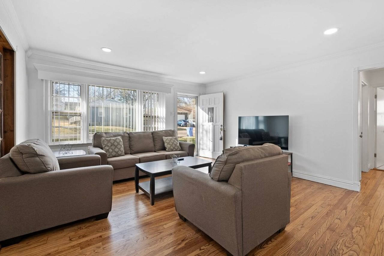 1315 Washington St #1472897P - Photo 6 of 38