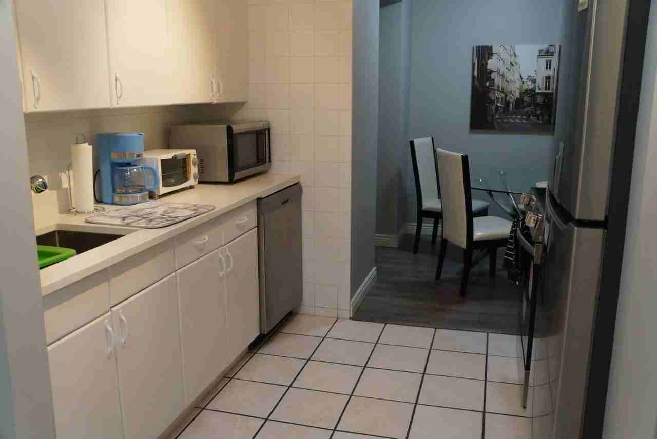 1033 12 Ave Sw #1514877P - Photo 6 of 13