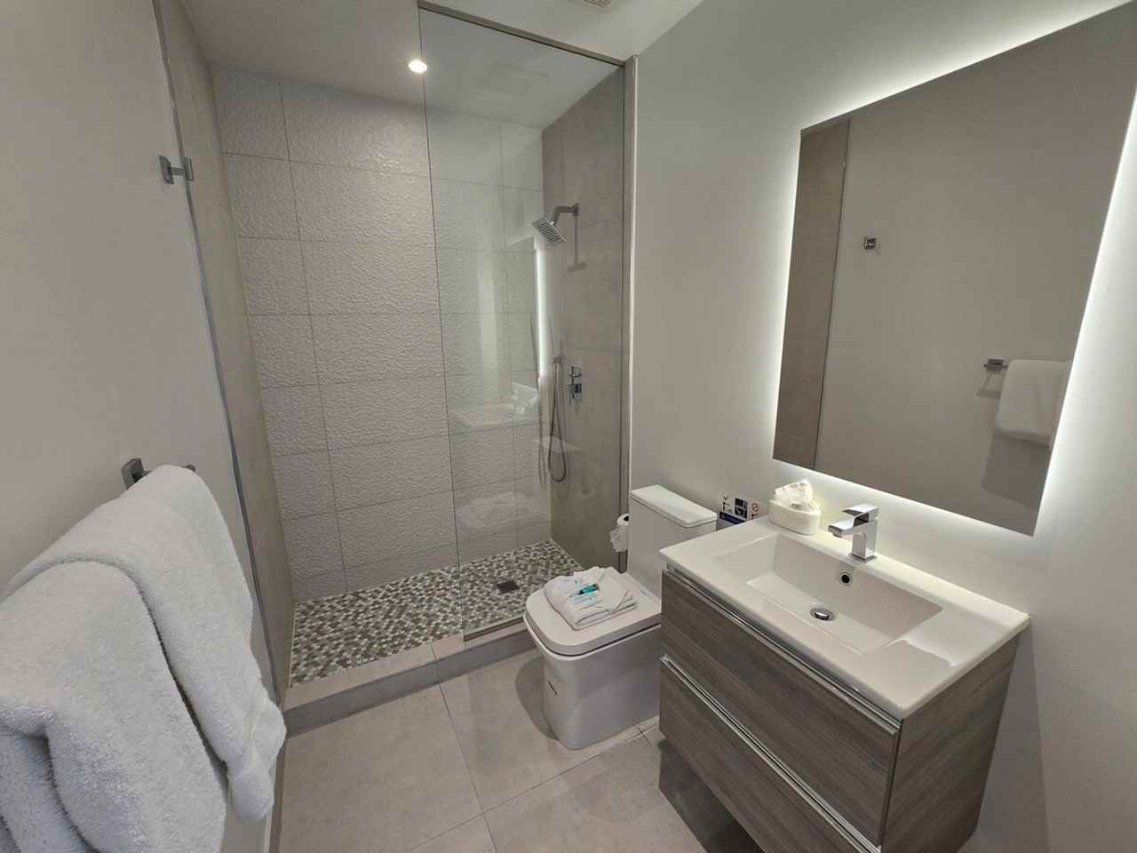 190 Sw 8th St #1514885P - Photo 3 of 27