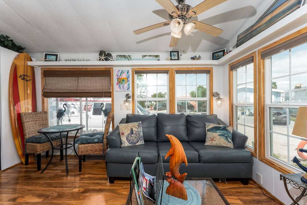 793 E Oyster Dr #1515047P - Photo 2 of 25