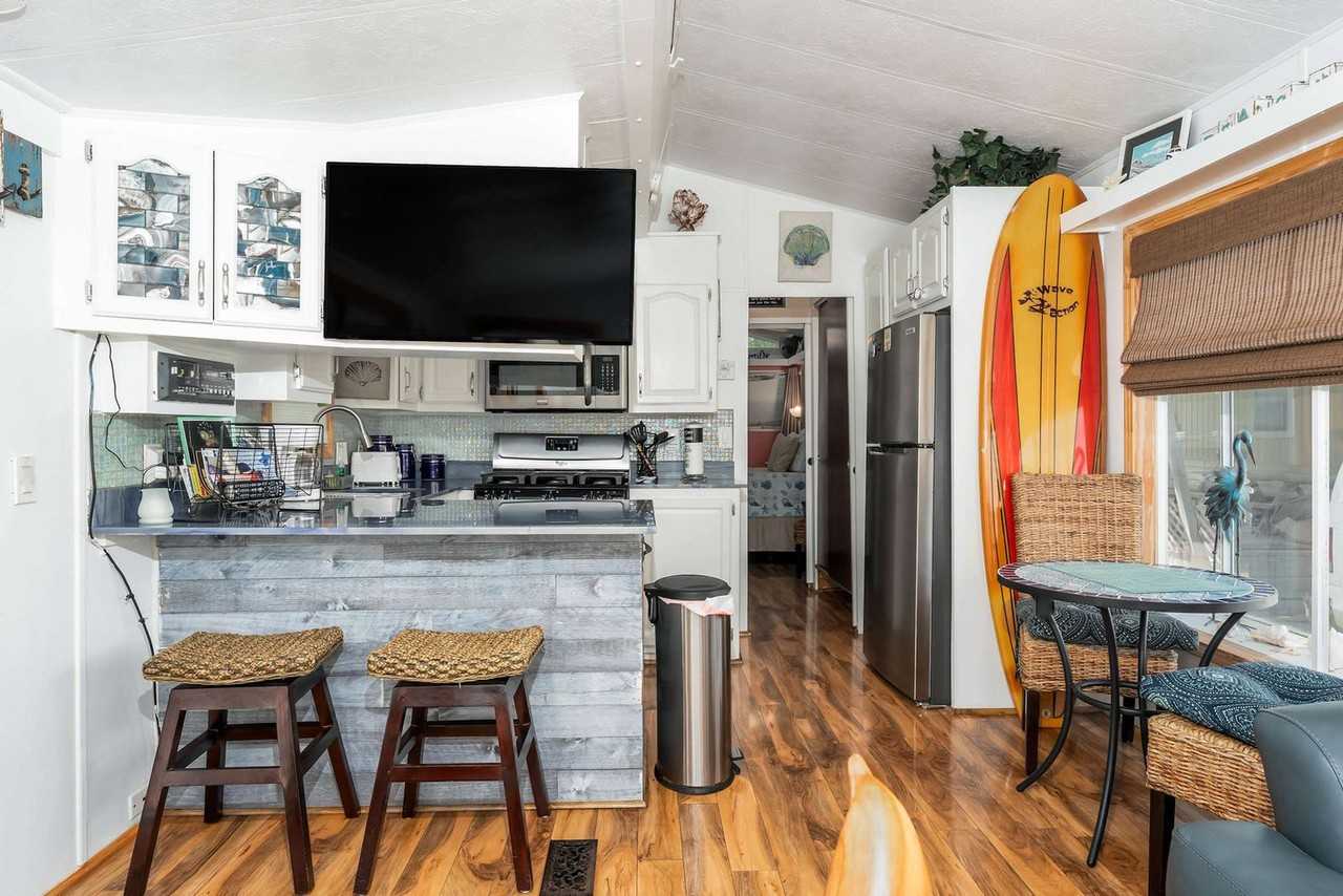 793 E Oyster Dr #1515047P - Photo 4 of 25